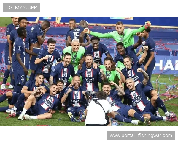 法甲巴黎vs里尔数据对比:主队主场不败遇客场龙挑战 法甲巴黎vs里尔数据对比:主队主场不败遇客场龙挑战