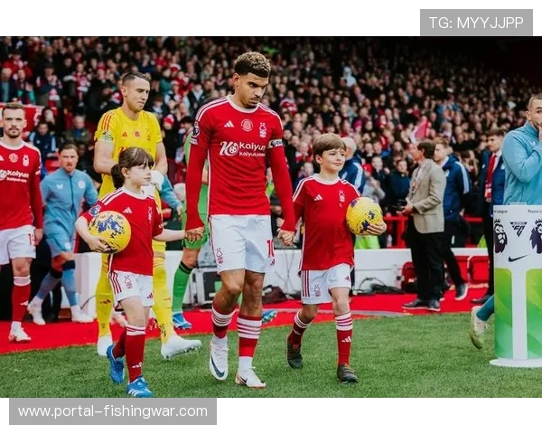 英超20家俱乐部联合发起“全民足球月”,预计覆盖百座城市 英超20家俱乐部联合发起“全民足球月”,预计覆盖百座城市