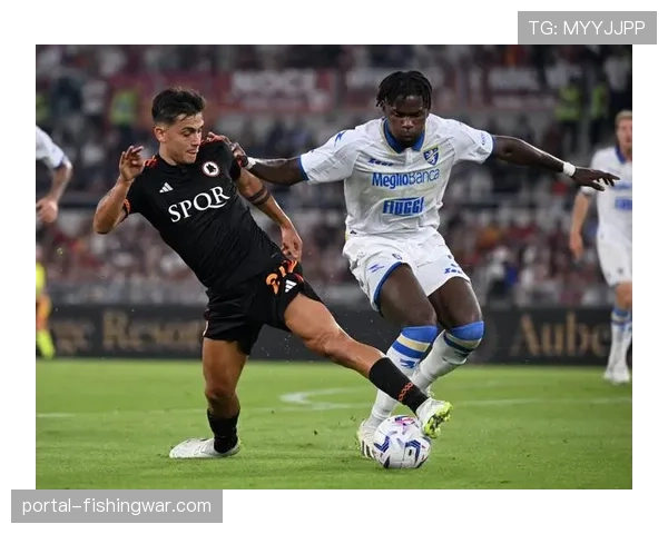 球迷暖心举动，向对阵老东家进球的弗罗西诺内球员报以掌声