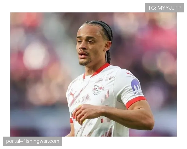 独家专访哈维-西蒙斯：谈论在巴黎的租借生涯与未来规划